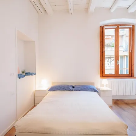 Guesthost - Ca' Ghibert - Centro Apartment *