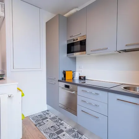Guesthost - Ca' Ghibert - Centro Apartment *