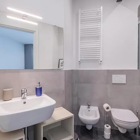 Guesthost - Ca' Ghibert - Centro Apartment